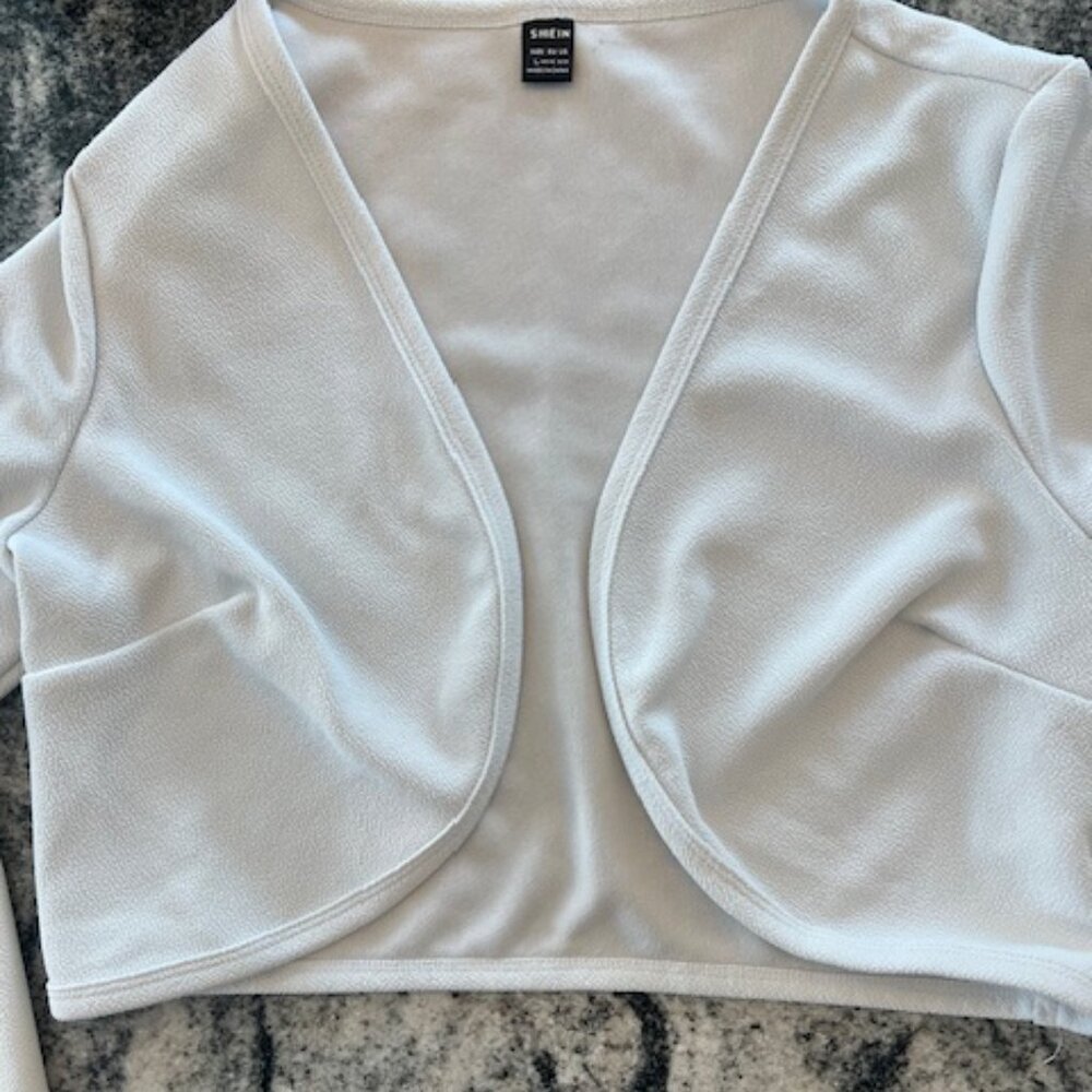 White SHEIN open-front‎ crop shrug cardigan long sleeve bolero layer over shirt